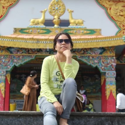 kongkona14's profile picture. smile