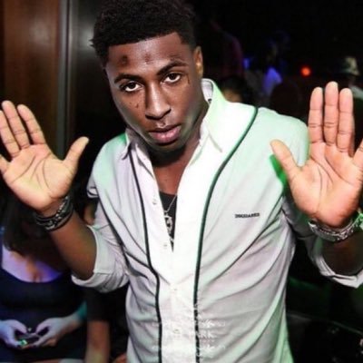 dracoinmycouch's profile picture. 