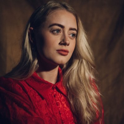 @bgt 2022 | Rep’d by @ReganTalent | 🏴 (She/Her) Part of Welsh Of The West End