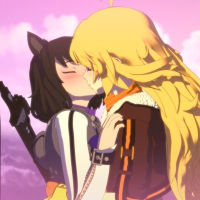 Male/36/Married || LGBT Supporter || Youtuber/ Cosplayer/Gamer/Fire Emblem/Kingdom Hearts/Horror Games/RWBY. Bumbleby Banner made by @ParadoxEX7