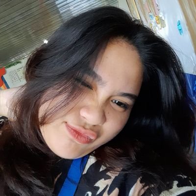 Nicholetangel1's profile picture. Books before boys but if boys bring books, then be my baby.