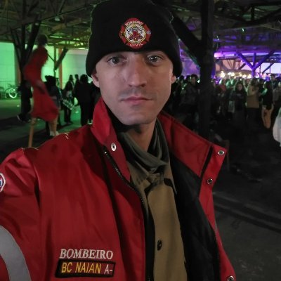 bombeiro civil, fotografo, Político, Ciclista, Ator, Co-criador do jornal Folha de porto alegre, jornalista nos jornais mostrando para você e revista foco poa.