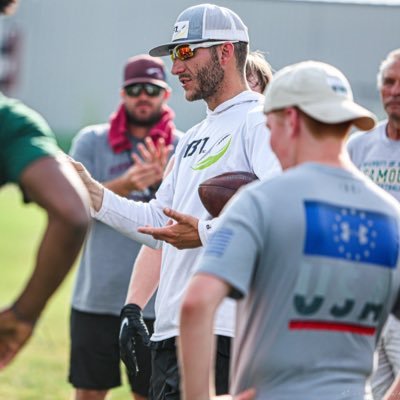 Football Coach (ME)🌲- College & Pro QB 🏈 MAINE’s FIRST ELITE PRIVATE COACHING CORP. 🏆 1:1’s, Group & VIRTUAL training offered. DM Coach Stroud today!!!