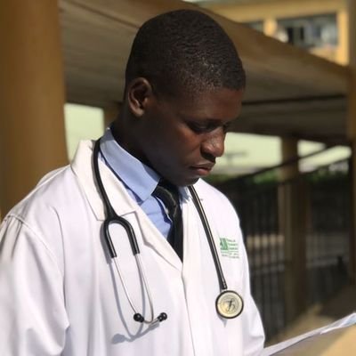 Dr.Centinaix✌️🇺🇬
