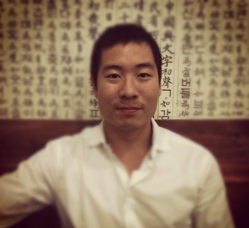 EnglishDoWoome's profile picture. 전문 영어 번역 / 동시통역 및 영문서 / 숙제 도우미. 
복잡한 영어문서 작성 및 수정, 이젠 걱정하지 마세요!  
http://t.co/G13UgtGCAP
http://t.co/OGpIKleCsN (for English)