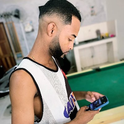 Geriinhok9's profile picture. Deus não se atrasa, a gente é que não sabe esperar...
✌️🚂♨️ Papai de uma 👸 
# 😋# ♍ 😋
#sdv 081#