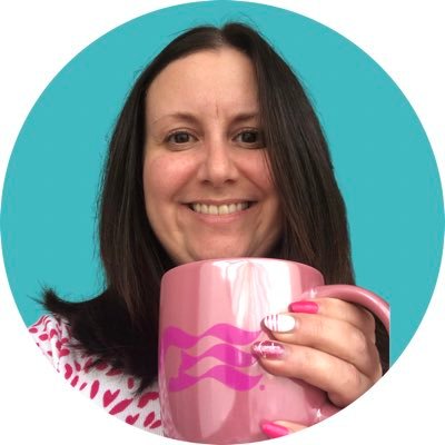 Laura, a UK cruise blogger specialising in destinations, food and experiences. Host of #CruiseHour Tues 8pm BST All enquiries: cruiselifestyleblog@aol.co.uk