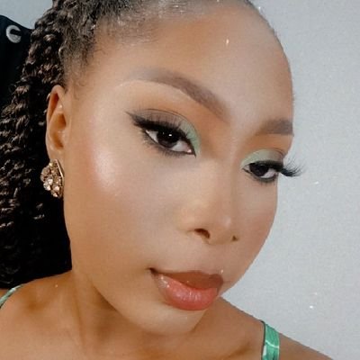 ___Nneoma's profile picture. ♈|
TECH GIRL|
GOD'S OWN|