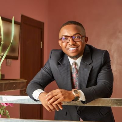 dr_popori's profile picture. Doctor| Sexual and Reproductive health advocate| Fertility Medicine Expert |Geography lover - I want to travel the world 🌎 | High end Popori Doctor