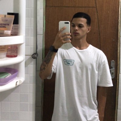 🕊