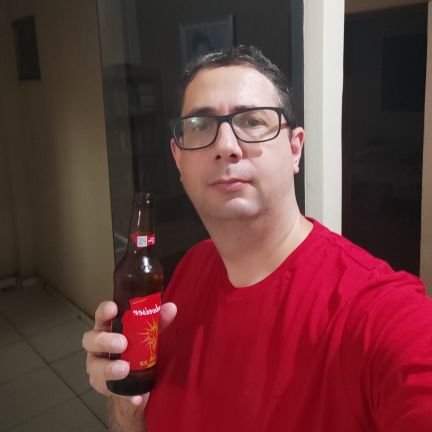 Entusiasta do universo Linux, tecnologia e games. Movido a café e sonhos. 🐧☕️ Amo séries e sou um eterno otimista.