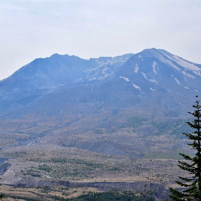 Relive the 1980 eruption of Mount St. Helens/lawilátɬa through videos, photos, and more. #MountStHelens #Volcanoes #Geology #PNW #History 🌋