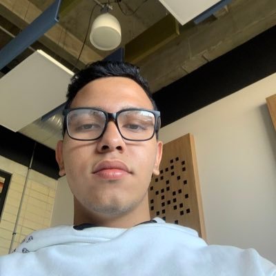 Alexander_22rv's profile picture. 