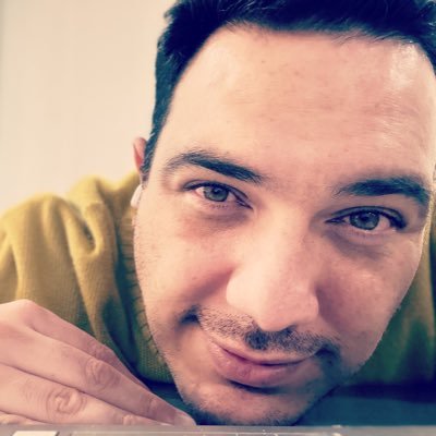 Soy ..... Yo. Simplemente yo. Mejor escribeme ... lo mío lo mío es la entrevista RRHH . HEADHUNTER 👀Playmobil🤦♂️🐞🙋♂️🎮🎶🎵🍟🍔🥑Psicólogo Organizacional