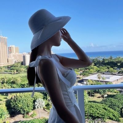 lousaved40's profile picture. I'm from Singapore and I'm going to settle down in the United States. I want a loving man to take care of me.