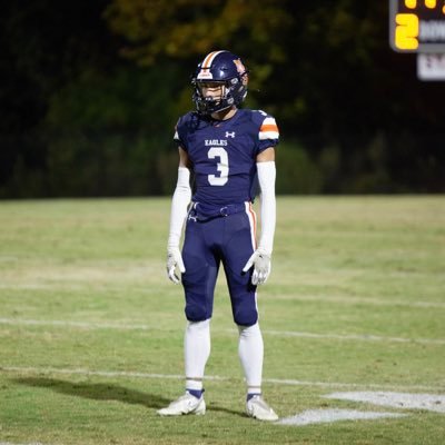 160 5’11 C/O 2024 Nashville Christian: Football(Wr Db) Basketball (F) Track(100, 200, long jump, high jump). braylont318@gmail.com Ph615-887-0384 3.1 GPA