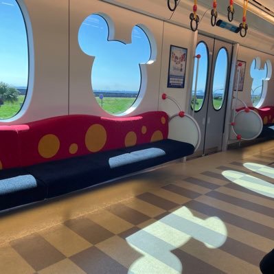 Uuu___18's profile picture. 