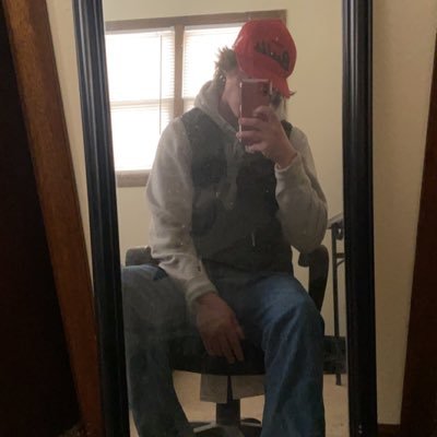 BrodGreen's profile picture. 