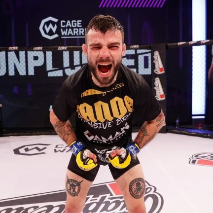 🔥Cage Warriors fighter
🥇x 2 Spain MMA champ

🥇x 1 🥉🥉Spain Grappling champ FEL 🥋
🥉x 2 Spain boxing elite FEB 🥊
🥇x 2 P.Vasco kickboxing 🥊