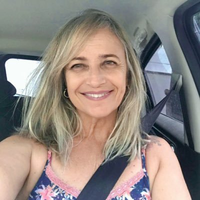 carmemgomes2008's profile picture. “Sou das simplicidades...O complicado me confunde” Patriota 🇧🇷