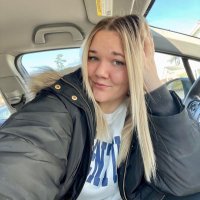 Shelly (: (@wolfordshelly) 's Twitter Profile