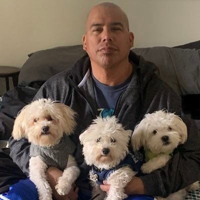 vallero91601's profile picture. Anti-social and don’t play well with others