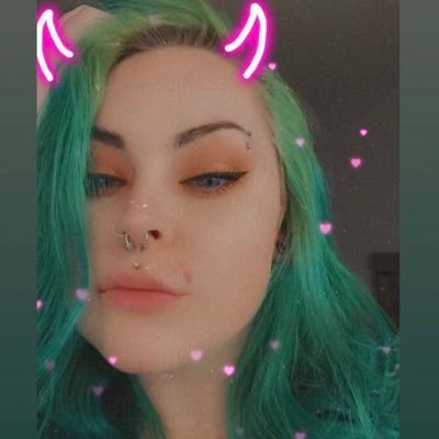 RavenFindlay's profile picture. whaaaat