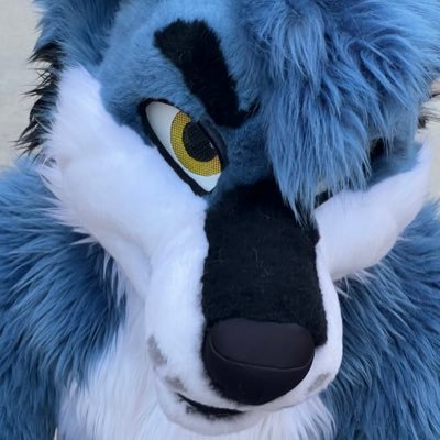 SFW, LVFC Board, Dreamer, Lover, Spicy food enthusiast. You can call me Kai. fa/tg: @dirdwolf. Married to @Garnett0 @MadeFurYou Suiter Support #BlackLivesMatter