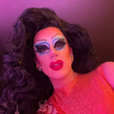 _TheRealLizAnya's profile picture. 