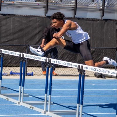 Carrollton HS C/O 23’ Wrestling/Track/Fb. 6’0|| 175|| Starting varsity 110/300 hurdler