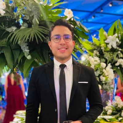 First Gen MD- @UFCSPA (AD2020) 🇧🇷. Honduran 🇭🇳.Aspiring Neurosurgeon 🧠.  On USMLE Journey 📚. Stoicism Enthusiast