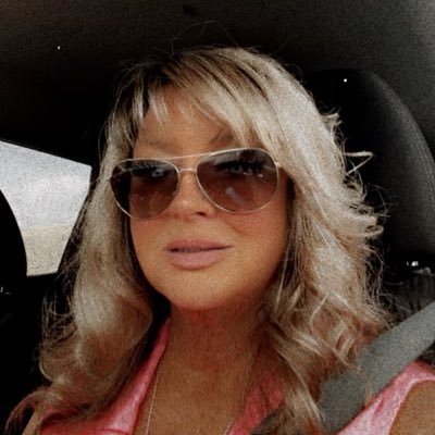 GiGi/Mom,Wife Business Owner,(Business was much better with Trump in office),Conservative,🔥Fire Family🔥Happily Married, No DM's, Porn=Blocked, Webcams=Blocked
