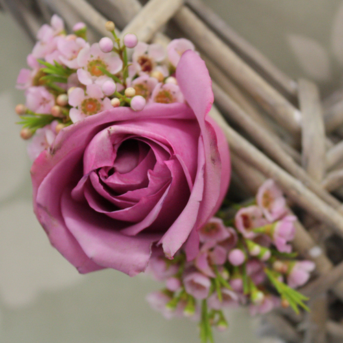 LittleFlowerUK's profile picture. All types of modern flower designs available including, Gifts, Corporate, Sympathy and my favourite - Weddings and Events! 
Our motto?  Style is everything...