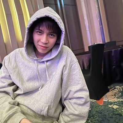 abcdefirstlover's profile picture. Me dedico a retwittear contenido de Firstkhao, no hay más