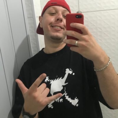 Como toda alegria é passageira, nenhum sofrimento será eterno.🎭