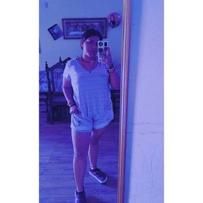 One day at a time⚡️
Carpe diem🤞🏼
♉1996💛
Young Wild And Free👽
Agronomy🌾💚