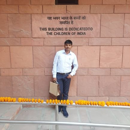 amolhankare04's profile picture. I am Teacher
लोकमत महाराष्ट्रीयन ऑफ द इयर 2020
APP Developer
Educational digital Game Developer
https://t.co/ARYteK6za7
https://t.co/1sOqD32iU3