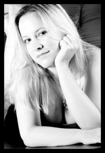 catirroja's profile picture. Traductora de la UCV y amante del Pole Dance