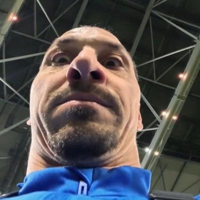 Zuperbinbz's profile picture.