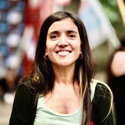 Feminista Popular ✊💜
Profesora y Licenciada en Filosofía. Docente y becaria. 
Referenta del @frentepatriagrande