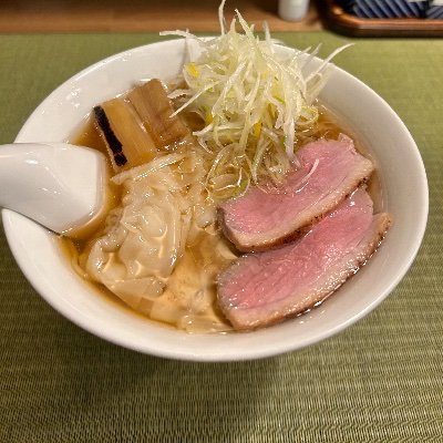 ラーメン大好き30代中盤のサラリーマンです。平日の仕事終わりに都内のお店に行きます。
メンエス仲間、営業DM大歓迎よろしくお願いします🙏