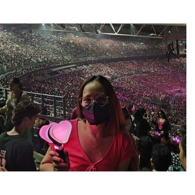 karswift's profile picture. Blink♡