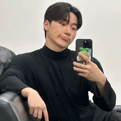 슬러🍥🎀
2001.2.6l🎂
من اجل مفضليني.for my favourites
방탄 소년단🫶🎀🧚 ATEEZ my favourite 🫶
ستان كيبوب للأبد♥️