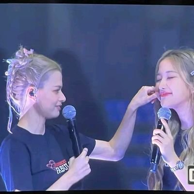 Fr__nb_cky's profile picture. แฟนคลับจากประเทศไทย🇹🇭
ฟรีเบ็คกี้มีจริง🤎