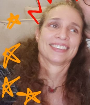 Na falta de argumentos plausíveis dirija sua agressividade ao espelho. Grata.