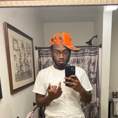 fuckingeman's profile picture. 6’2 shot creating manipulator