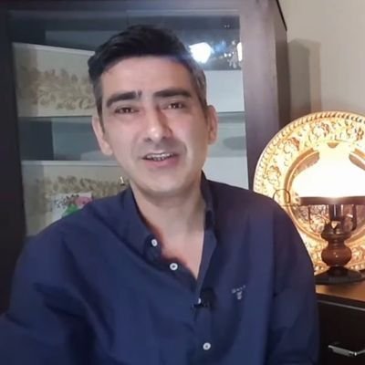 AylaCundullah's profile picture. Me gusta la satira y el humor negro