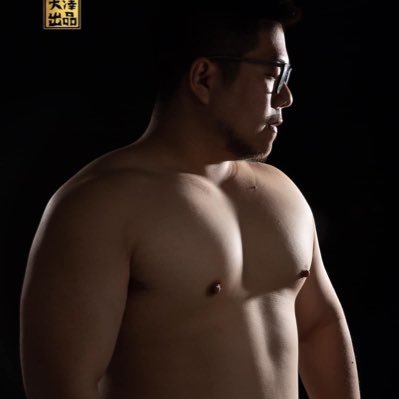 makar60698's profile picture. 