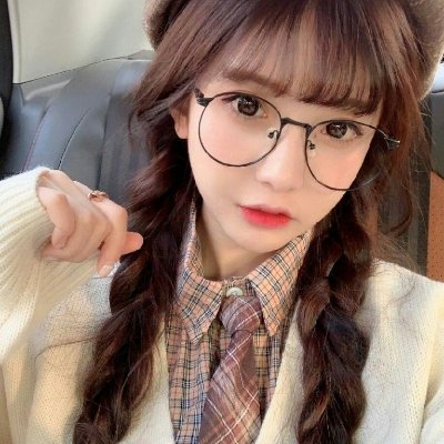 earkecilk's profile picture. I'm really not funny