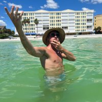 Taylor🏝 (@tallbeachbum14) 's Twitter Profile